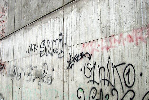 Permanente Anti-Graffiti Coatings - Giraffi Graffiti Removers